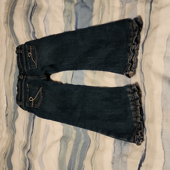Very cute est 89 place ruffle flare jeans size 4T - Picture 4 of 6
